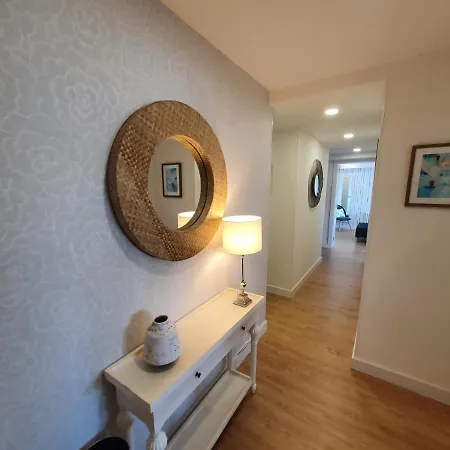 Playa 12 - El Lujo De Estar En 1ª Linea De Playa - Vut-4043-as * Gijon