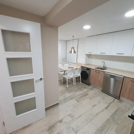 Playa 12 - El Lujo De Estar En 1ª Linea De Playa - Vut-4043-as * Gijón