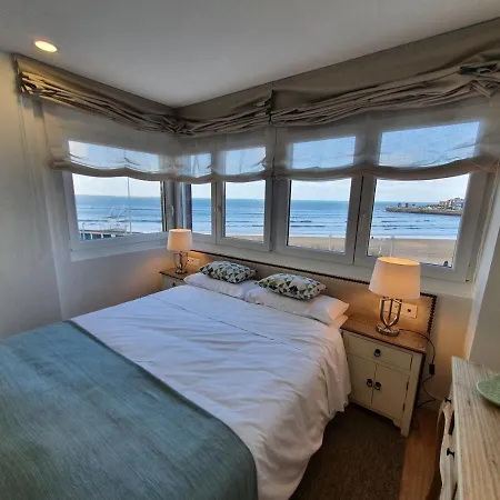 Playa 12 - El Lujo De Estar En 1ª Linea De Playa - Vut-4043-as * Gijón